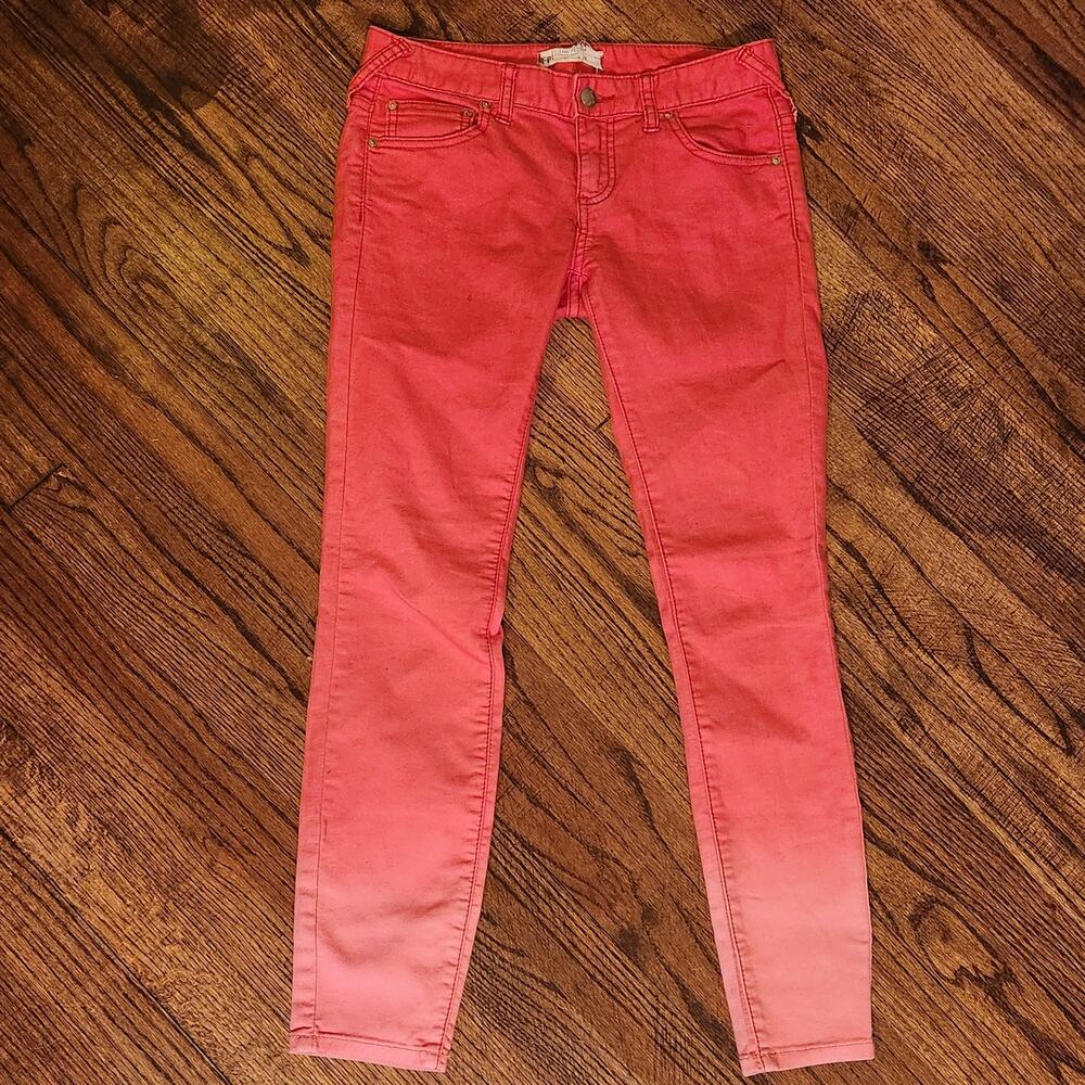 Free People F956P179 Red Fire Ombre Stretch Denim Cropped Skinny Jeans Size 25